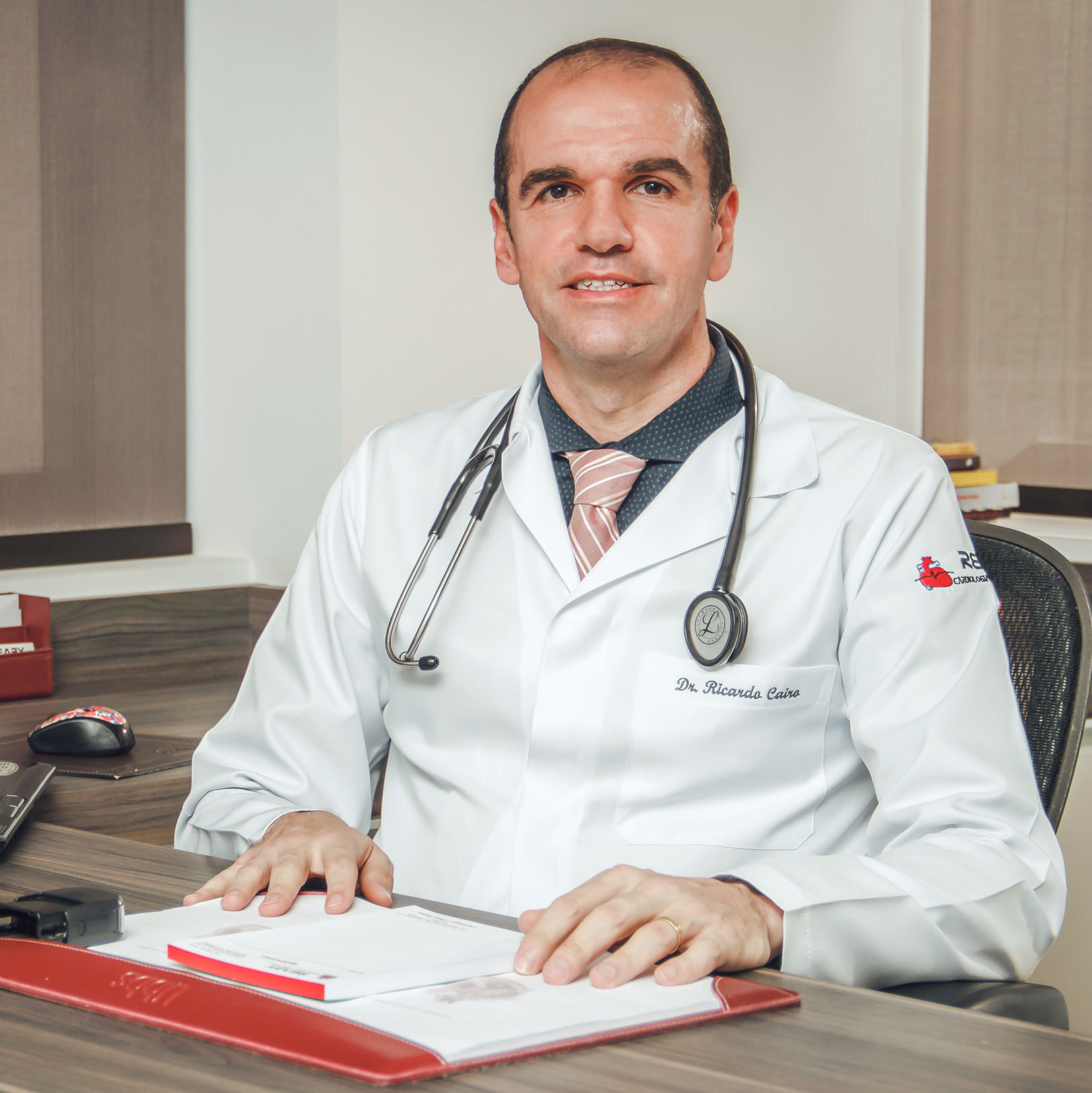 Dr. Ricardo Cairo​